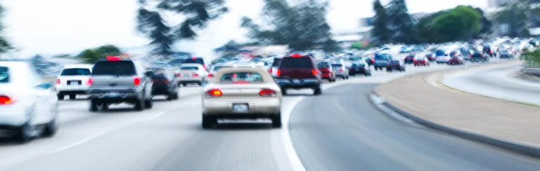 עורך דין תעבורה: המדריך השלם לייצוג והגנה משפטית בעבירות תנועה