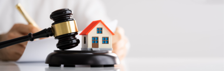 עורך דין דיני מקרקעין: ליווי משפטי מקיף לעסקאות נדל"ן והסדרת זכויות מקרקעין